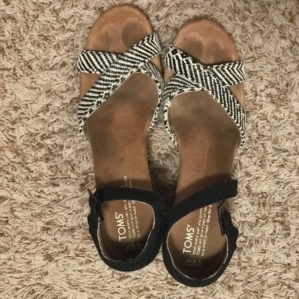 Toms Wedges - Picture 3 of 5